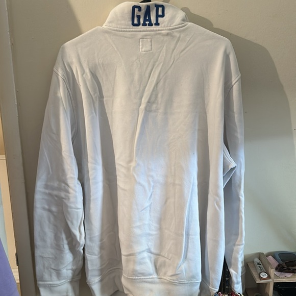 Gap quarter zip - Picture 2 of 2